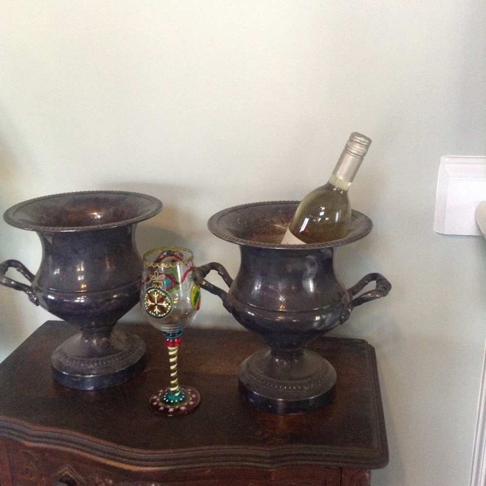 Vintage metal ice bucket Silver plate Urn